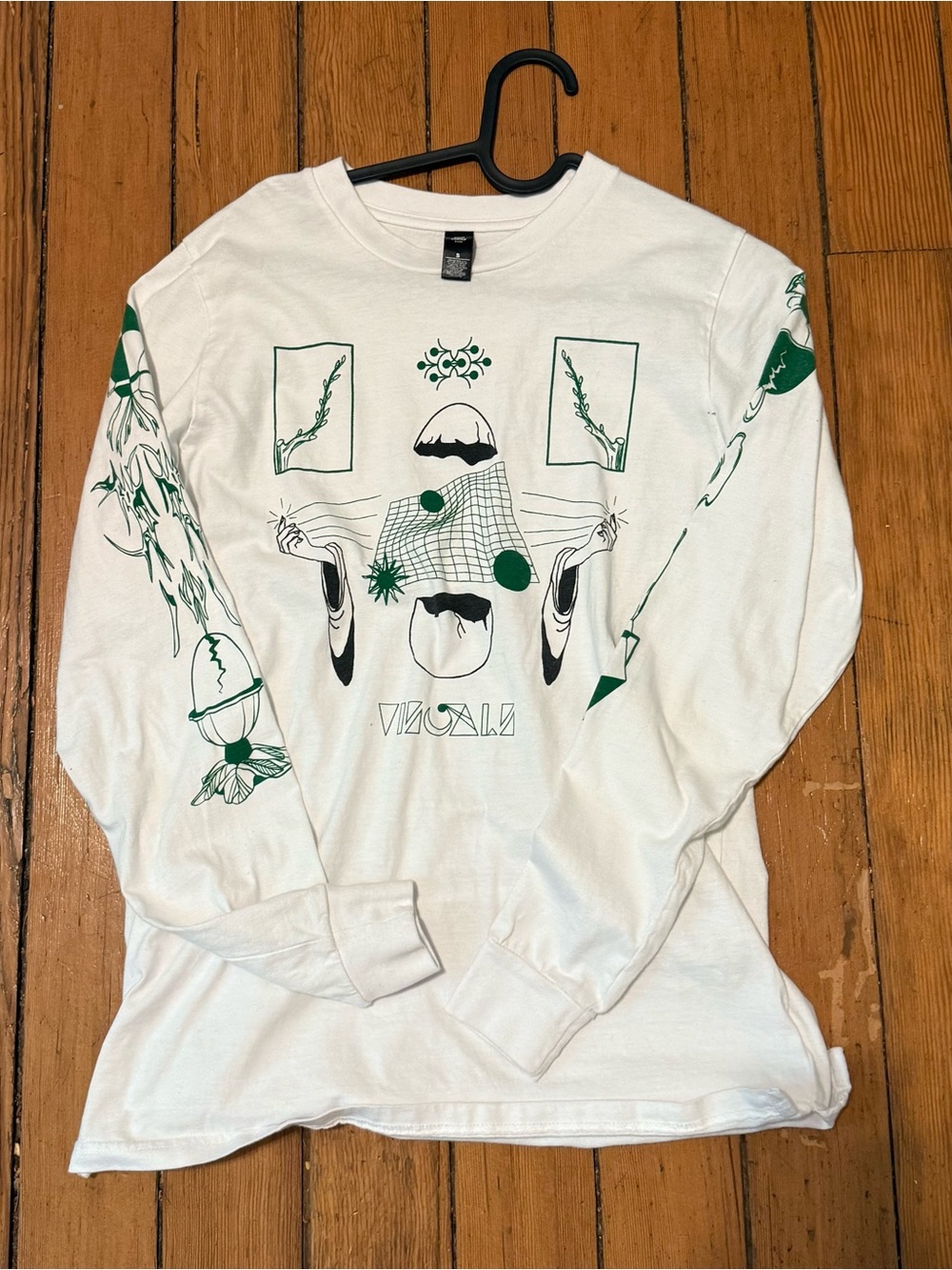 Visuals White Long Sleeve Graphic Tee - Green Print